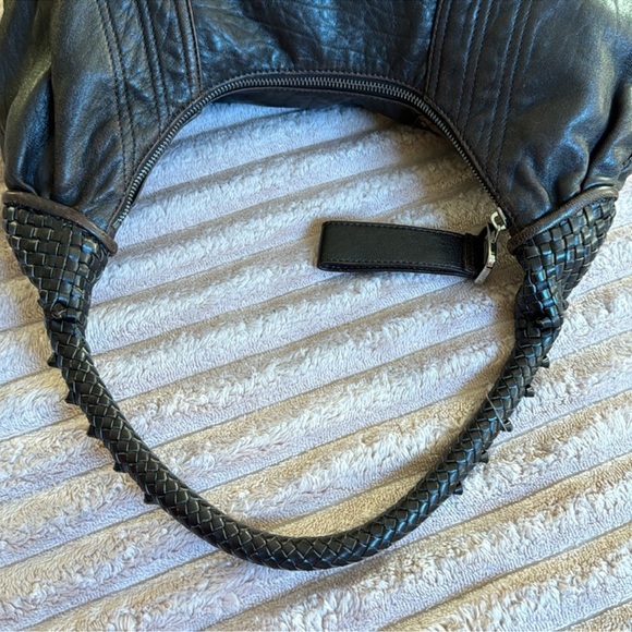Fendi Spy Leather Hobo Bag with a Fendi dust bag - Picture 10 of 13